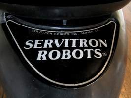 Servitron Robot