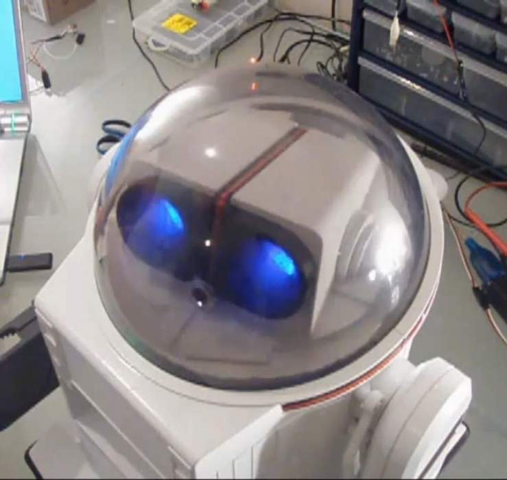 Omnibot 5402 Robot XP