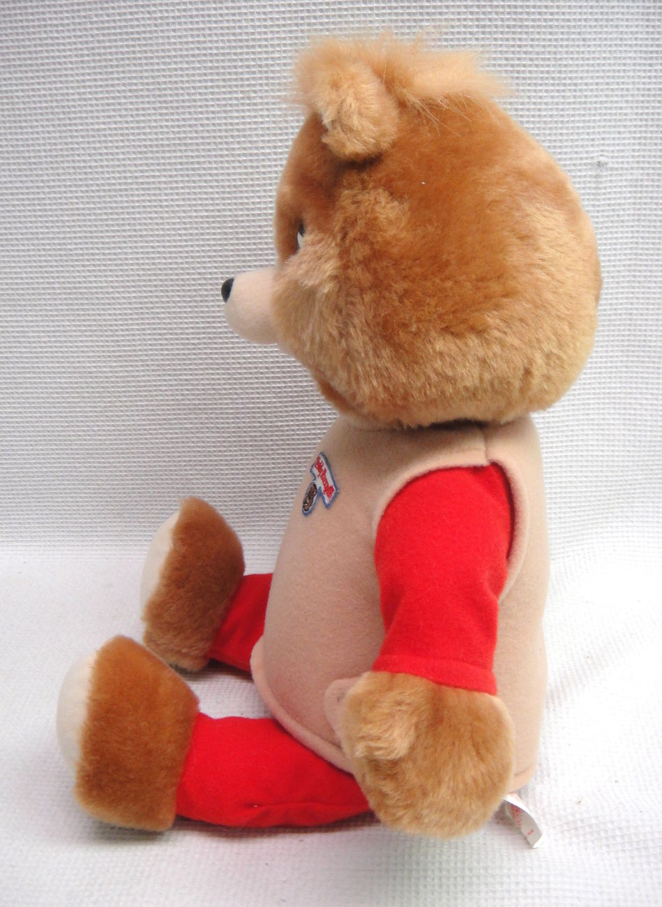 The World of Teddy Ruxpin by Worlds of Wonder Co. - The Old Robot's Web Site